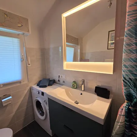 Hr Townhouse Honigbach Косфельд
