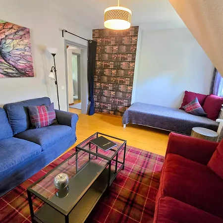 Hr Townhouse Honigbach