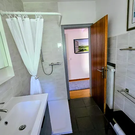 Hr Townhouse Honigbach Lägenhet