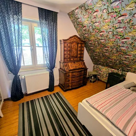 Hr Townhouse Honigbach