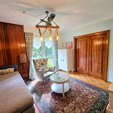Hr Townhouse Honigbach *