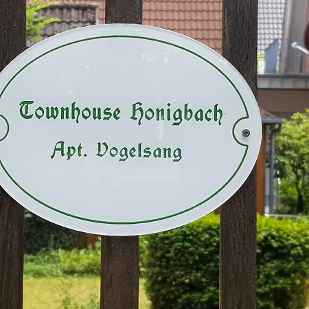 Hr Townhouse Honigbach Апартаменты Косфельд