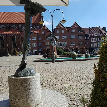Hr Townhouse Honigbach *