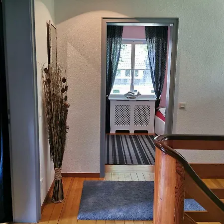 Hr Townhouse Honigbach Апартаменты *