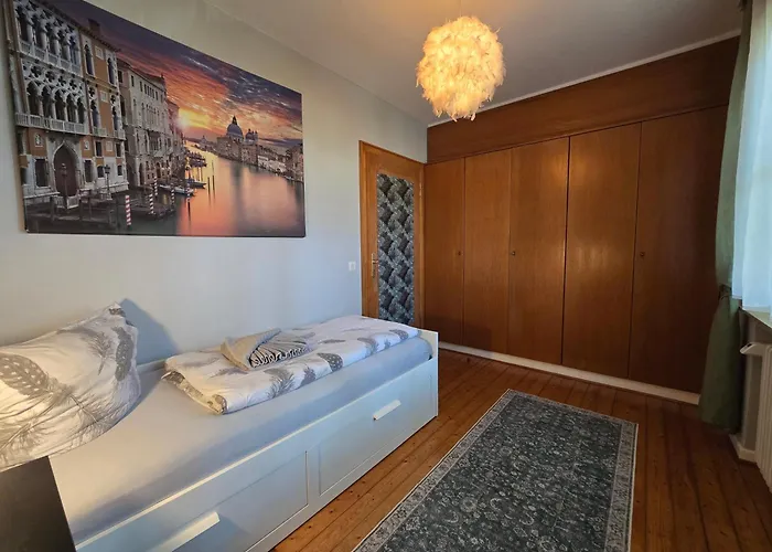 Hr Townhouse Honigbach * קוספלד