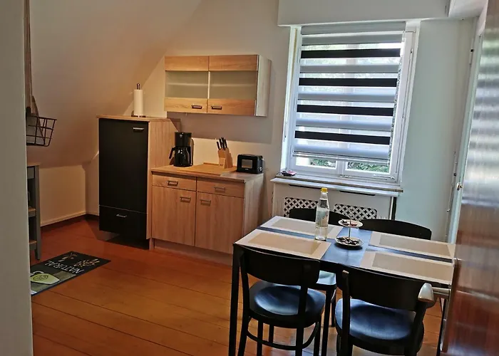 Hr Townhouse Honigbach * קוספלד