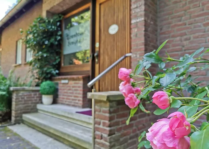 Hr Townhouse Honigbach * קוספלד